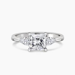 Ringlamour Princess Cut Moissanite Three Stone Engagement Ring