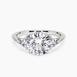 Ringlamour Round Cut Moissanite Three Stone Engagement Ring