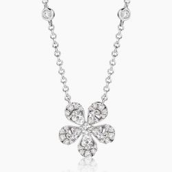 Ringlamour Round Cut Moissanite Flower Pendant Necklace